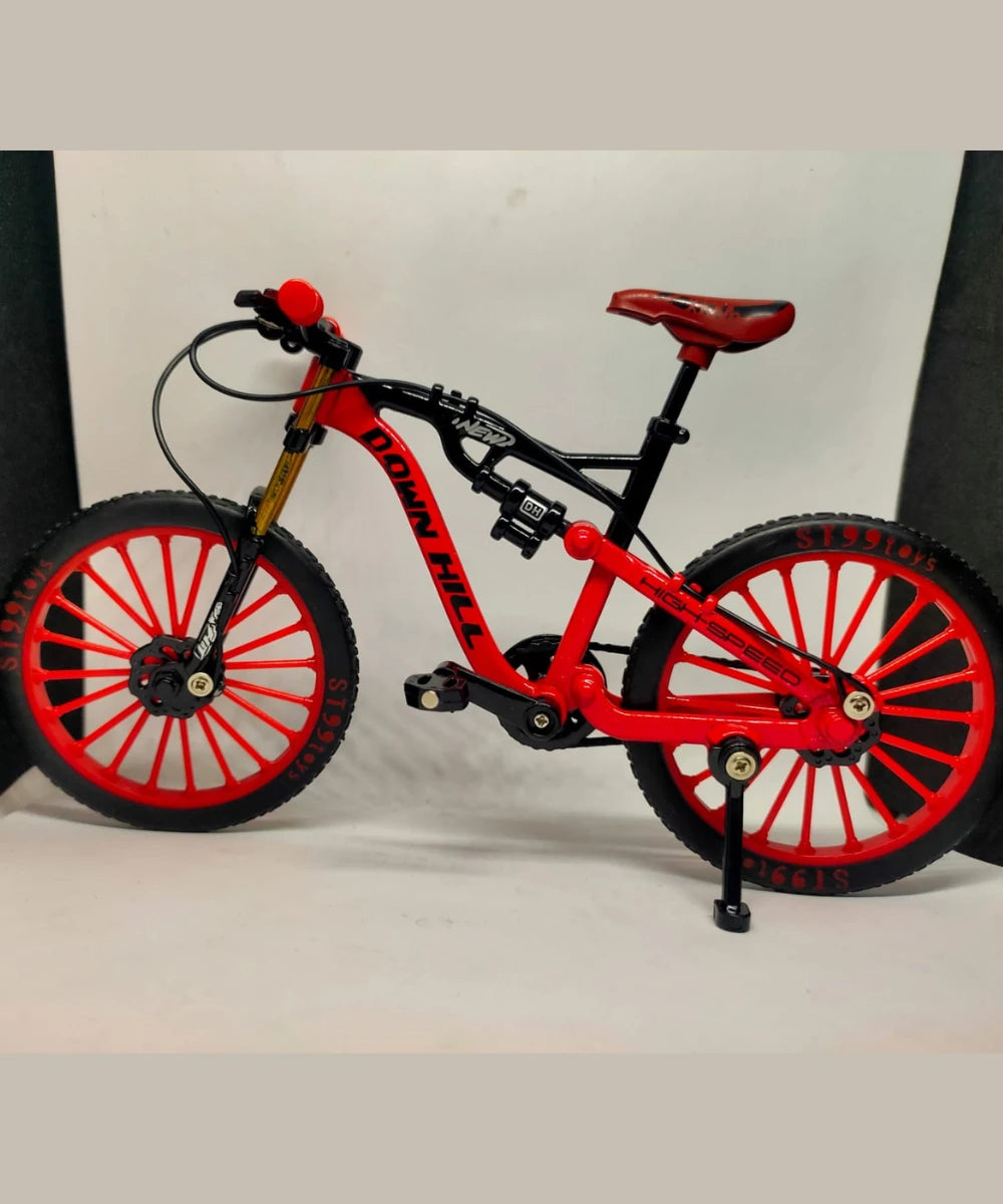 DIE CAST BICYCLE 1:8 SCALE
